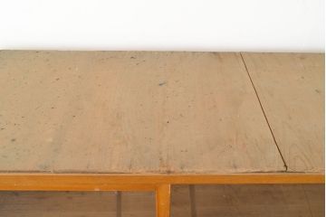 アンティーク家具　昭和中期　ラワン材　たっぷり収納できる!素朴な木の風合いが味わい深い収納棚(サイドキャビネット、飾り棚、陳列棚、店舗什器)(R-051059)