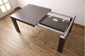 中古　美品　ACTUS(アクタス)取扱い　Poliform(ポリフォーム)　一人暮らしの方からファミリーの方にもおすすめ!モダンな空間を演出するエクステンションテーブル(ダイニングテーブル、2人掛け、4人掛け、6人掛け)(R-051066)