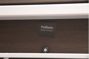 中古　美品　ACTUS(アクタス)取扱い　Poliform(ポリフォーム)　一人暮らしの方からファミリーの方にもおすすめ!モダンな空間を演出するエクステンションテーブル(ダイニングテーブル、2人掛け、4人掛け、6人掛け)(R-051066)