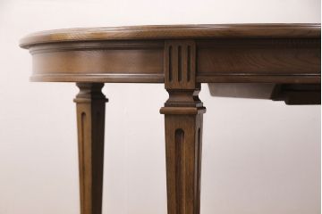 中古　美品　カリモク　domani(ドマーニ)　QUEENS　LIFE(クイーンズライフ)　木目を組み合わせた天板が目を引くダイニングテーブル(エクステンションテーブル、4人掛け、6人掛け)(定価約39万円)(R-051069)