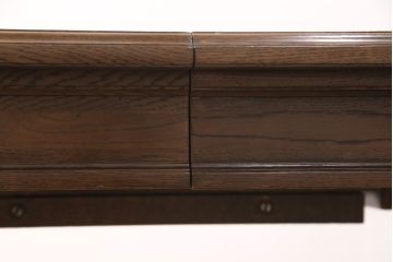 中古　美品　カリモク　domani(ドマーニ)　QUEENS　LIFE(クイーンズライフ)　木目を組み合わせた天板が目を引くダイニングテーブル(エクステンションテーブル、4人掛け、6人掛け)(定価約39万円)(R-051069)