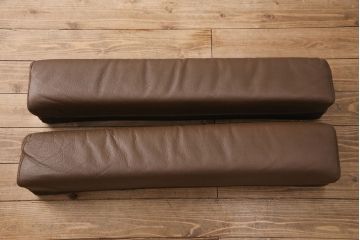 中古　CONDE HOUSE(カンディハウス)　BOLS(ボルス)　大人っぽい落ち着きのある空間づくりが叶う本革3人掛けソファ(アームソファ)(定価約70万円)(R-051071)