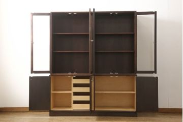 ビンテージ家具　山品木工　ローズウッド　絶版品　高級感漂う上品なキャビネット(収納棚、飾り棚、本箱、ブックケース、ヴィンテージ)(R-051075)