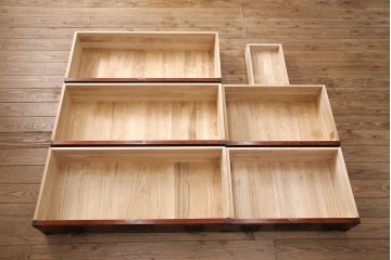 中古　岩谷堂箪笥　かくし付き　上質な和の空間づくりにおすすめの整理箪笥(引き出し、チェスト)(R-051079)