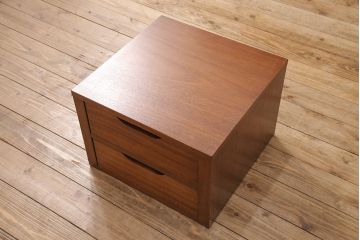 中古　美品　DREXEL HERITAGE(ドレクセルヘリテイジ)　Triune(トライユン)シリーズ　マホガニー材の木肌が美しいワードローブ(引き出し付き、キャビネット、収納棚、戸棚)(定価約90万円)(R-051083)
