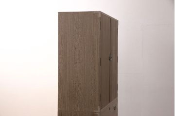 中古　美品　総桐　衣装盆・かくし付き　しっとりとした落ち着いた雰囲気を醸し出す加茂総桐箪笥(並厚、総桐たんす、衣装箪笥、和タンス、着物箪笥)(定価約70万円)(R-051084)