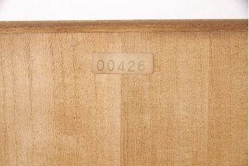 中古　美品　総桐　衣装盆・かくし付き　しっとりとした落ち着いた雰囲気を醸し出す加茂総桐箪笥(並厚、総桐たんす、衣装箪笥、和タンス、着物箪笥)(定価約70万円)(R-051084)