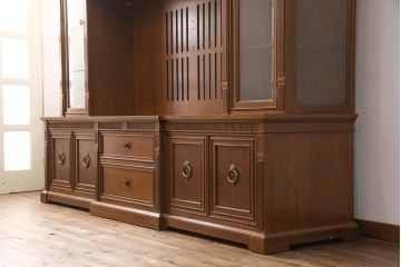 中古　美品　DREXEL HERITAGE(ドレクセルヘリテイジ)　FRANCESCA(フランチェスカ)シリーズ　優雅な佇まいの大型キャビネット(AVボード、収納棚、戸棚)(定価約345万円)(R-051086)