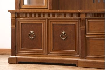 中古　美品　DREXEL HERITAGE(ドレクセルヘリテイジ)　FRANCESCA(フランチェスカ)シリーズ　優雅な佇まいの大型キャビネット(AVボード、収納棚、戸棚)(定価約345万円)(R-051086)