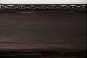 和製ヴィンテージ　総黒檀(コクタン)材　珍しいデザインを楽しめる上品な佇まいの飾り棚(茶棚、収納棚、ビンテージ)(R-051089)