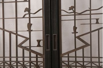 ラフジュ工房オリジナル　古建具リメイク　風景を模した格子が和の情緒を高める書院収納棚(本箱、本棚、書棚、戸棚)(R-051091)
