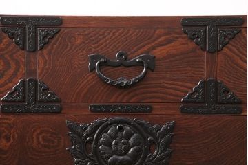 中古　伝統民芸家具　岩谷堂箪笥　躍動感のある木目を楽しめる整理箪笥(衣装箪笥、収納箪笥、引き出し、チェスト)(R-051095)