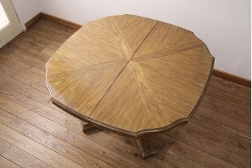 中古　美品　DREXEL HERITAGE(ドレクセルヘリテイジ)　Grand Villa(グランドヴィラ)　チェスナット材　ダイニングテーブル(パーティーテーブル)(定価約55万円)(R-051098)