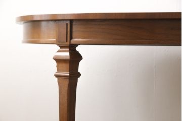 中古　DREXEL HERITAGE(ドレクセルヘリテイジ)　FRANCESCA(フランチェスカ)シリーズ　優美な佇まいのダイニングテーブル(2人掛け、4人掛け)(R-051099)
