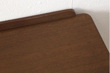 イギリスヴィンテージ　チーク材　ゴールドの引手が上品さを高めるスタイリッシュなサイドボード(収納棚、戸棚、キャビネット、ビンテージ)(R-051108)