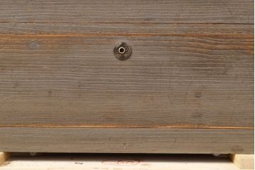 和製アンティーク　シンプルで上品な佇まいの衣装盆付き総桐箪笥(衣装箪笥、着物箪笥、和タンス、桐たんす)(R-051109)