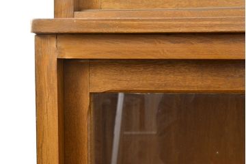 和製アンティーク　前面ナラ材　深みのある色合いが魅力のレトロなガラス戸棚(収納棚、キャビネット、食器棚)(R-051116)