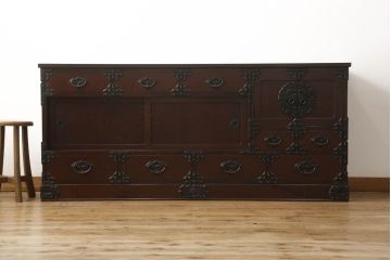 中古　美品　岩谷堂箪笥　桜木家具店作　天板リメイク　和の趣あふれるサイドボード(収納棚、ローチェスト、引き出し、ローボード、リビングボード、テレビ台)(R-051129)