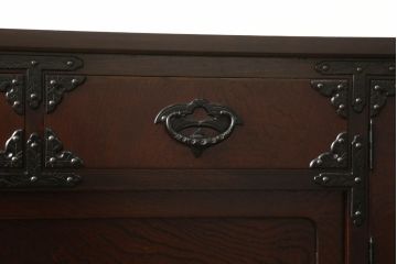 中古　美品　岩谷堂箪笥　桜木家具店作　天板リメイク　和の趣あふれるサイドボード(収納棚、ローチェスト、引き出し、ローボード、リビングボード、テレビ台)(R-051129)