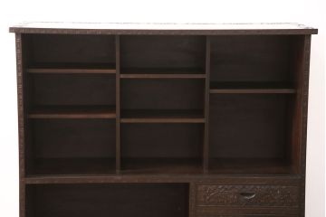 中古　美品　軽井沢彫り　桜の彫りが見事!職人技を堪能できるサイドボード(サイドキャビネット、収納棚、飾り棚、茶箪笥、茶タンス)(R-051132)