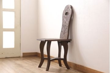 中古　伝統工芸　軽井沢彫り　大輪の牡丹の彫が目を惹くダイニングチェア(板座チェア、椅子)(R-051135)