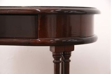 中古　美品　イタリア輸入家具　ディスプレイ台としてもおすすめ!クラシカルな佇まいが魅力のキドニーテーブル(サイドテーブル、コンソールテーブル、電話台、花台)(R-051136)
