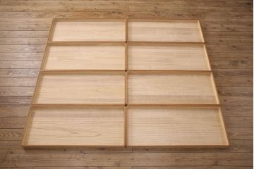 中古　国産　控えめな意匠が品の良さを漂わせる衣装盆付き総桐箪笥(並厚、四方丸)(衣装箪笥、着物箪笥、和タンス、桐たんす)(定価約90万円)(R-051143)
