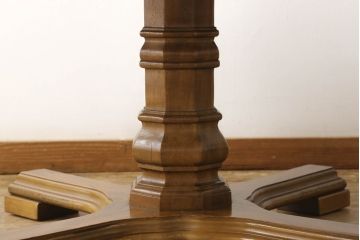 中古　DREXEL HERITAGE(ドレクセルヘリテイジ)　Grand Villa(グランドヴィラ)　ダイニングテーブル(エクステンションテーブル、2人掛け、4人掛け)(定価約60万円)(R-051147)