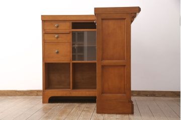 中古　美品　横浜クラシック家具　ダニエル(Daniel)　大容量の収納力が嬉しい!高級感と重厚感を兼ね備えたコーナーカウンター(収納棚、カウンターテーブル)(定価約160万円)(R-051149)