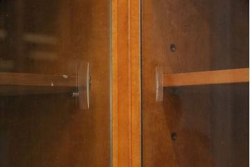 中古　美品　横浜クラシック家具　ダニエル(Daniel)　大容量の収納力が嬉しい!高級感と重厚感を兼ね備えたコーナーカウンター(収納棚、カウンターテーブル)(定価約160万円)(R-051149)