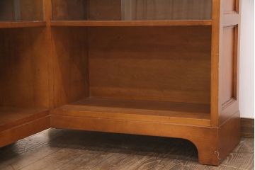 中古　美品　横浜クラシック家具　ダニエル(Daniel)　大容量の収納力が嬉しい!高級感と重厚感を兼ね備えたコーナーカウンター(収納棚、カウンターテーブル)(定価約160万円)(R-051149)