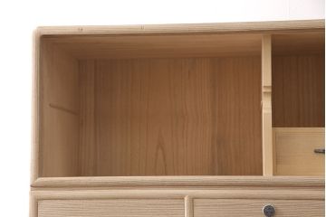 中古　国産　松竹梅の意匠が和の趣を高める総桐箪笥(並厚、四方丸)(衣装箪笥、着物箪笥、和タンス、桐たんす)(定価約100万円)(R-051153)