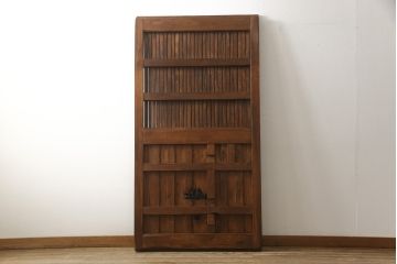 アンティーク建具　ほぼ総ケヤキ材　建具の王様!豪華絢爛な意匠が目を引く金具尽くしの富山蔵戸(玄関戸、引き戸)(R-051158)