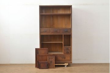 アンティーク家具　大正昭和初期　前面ケヤキ材　レトロな雰囲気漂う関東水屋箪笥(重ね箪笥、収納棚、食器棚、戸棚、キャビネット)(R-051160)