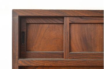 アンティーク家具　大正昭和初期　前面ケヤキ材　レトロな雰囲気漂う関東水屋箪笥(重ね箪笥、収納棚、食器棚、戸棚、キャビネット)(R-051160)