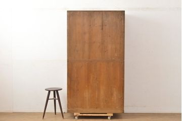 アンティーク家具　大正昭和初期　前面ケヤキ材　レトロな雰囲気漂う関東水屋箪笥(重ね箪笥、収納棚、食器棚、戸棚、キャビネット)(R-051160)
