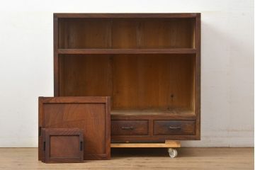 アンティーク家具　大正昭和初期　前面ケヤキ材　レトロな雰囲気漂う収納棚(関東水屋箪笥、戸棚、サイドキャビネット、サイドボード)(R-051161)