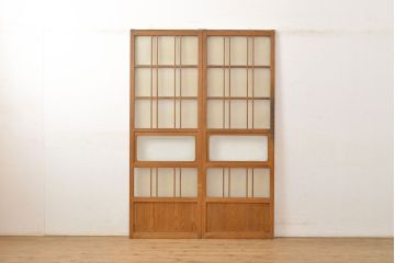アンティーク建具　昭和中期　すりガラスのデザインがレトロな雰囲気を高めるガラス戸2枚セット(引き戸)(R-051164)