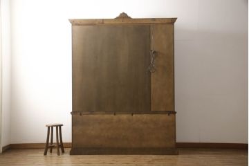 中古　美品　センチュリー社(CENTURY)　サァラ麻布取り扱い 豪華な佇まいのキャビネット(収納棚、飾り棚、食器棚)(定価約240万円)(R-051166)