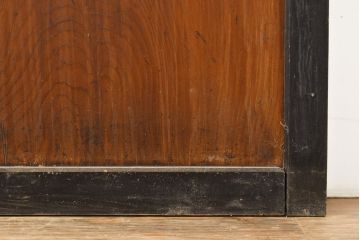 アンティーク建具　明治大正期　赤みがかった茶色と黒のコントラストがおしゃれな格子帯戸3枚セット(引き戸)(R-051167)