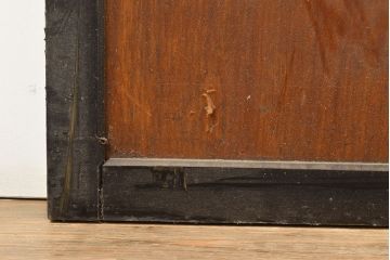 アンティーク建具　明治大正期　赤みがかった茶色と黒のコントラストがおしゃれな格子帯戸3枚セット(引き戸)(R-051167)