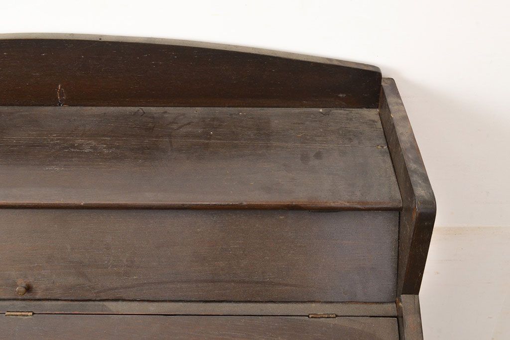 アンティーク雑貨　ジャンク品　昭和初期　ノスタルジックな雰囲気を演出するオルガン(ディスプレイ、店舗什器)(R-051171)