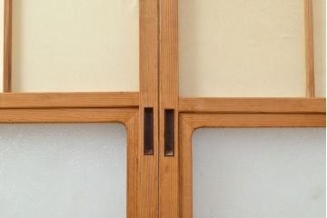 アンティーク建具　昭和中期　菊尽くしのレトロなガラスが魅力の障子戸4枚セット(雪見障子戸、建具、引き戸、擦り上げ障子戸、擦上障子戸)(R-051172)