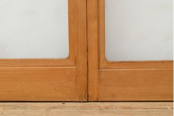 アンティーク建具　昭和中期　菊尽くしのレトロなガラスが魅力の障子戸4枚セット(雪見障子戸、建具、引き戸、擦り上げ障子戸、擦上障子戸)(R-051172)