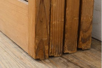 アンティーク建具　昭和中期　菊尽くしのレトロなガラスが魅力の障子戸4枚セット(雪見障子戸、建具、引き戸、擦り上げ障子戸、擦上障子戸)(R-051172)
