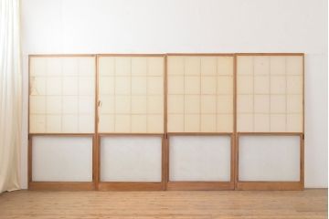 アンティーク建具　昭和中期　菊尽くしのレトロなガラスが魅力の障子戸4枚セット(雪見障子戸、建具、引き戸、擦り上げ障子戸、擦上障子戸)(R-051172)