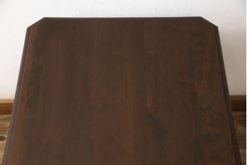 中古　アメリカ輸入家具　LA-Z-BOY(レイジーボーイ)　KINCAID(キンケイド)　クラシカルで優美な佇まいが魅力のサイドテーブル(電話台、コンソールテーブル、ナイトテーブル、オケージョナルテーブル)(R-051182)
