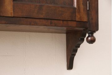 ヴィンテージ家具　松本民芸家具　エレガントな佇まいの吊り棚(壁掛け収納棚、ウォールシェルフ、ウォールラック、ビンテージ)(R-051185)