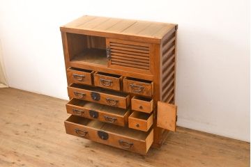 和製アンティーク　三方ケヤキ材　上手物!上質な和の空間づくりに活躍する美濃帳場箪笥(サイドボード、時代箪笥、和タンス)(R-051201)