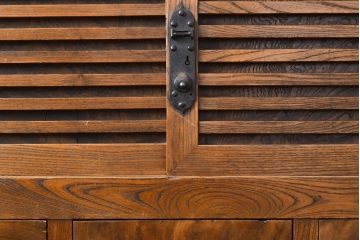 和製アンティーク　三方ケヤキ材　上手物!上質な和の空間づくりに活躍する美濃帳場箪笥(サイドボード、時代箪笥、和タンス)(R-051201)